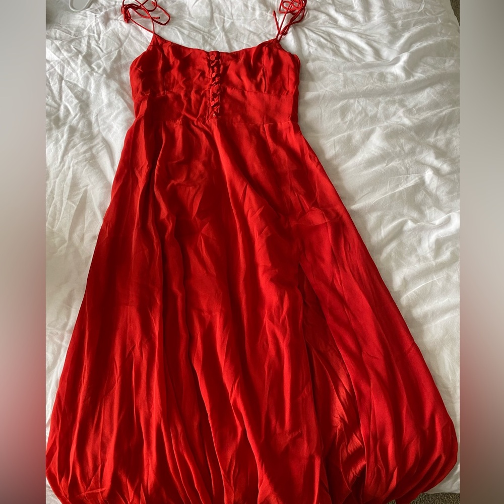 Abercrombie and Fitch red dress midi length with skirt nwt perfect for summer